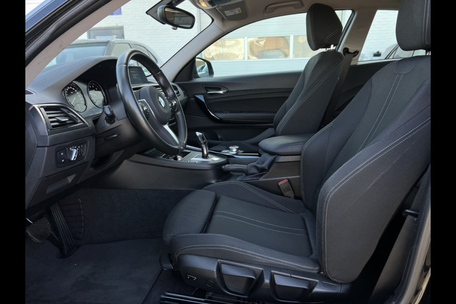 BMW 1-serie 118i Executive | Clima | LED | 17 inch