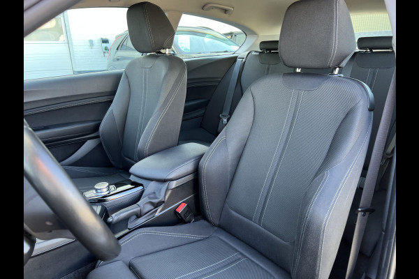 BMW 1-serie 118i Executive | Clima | LED | 17 inch