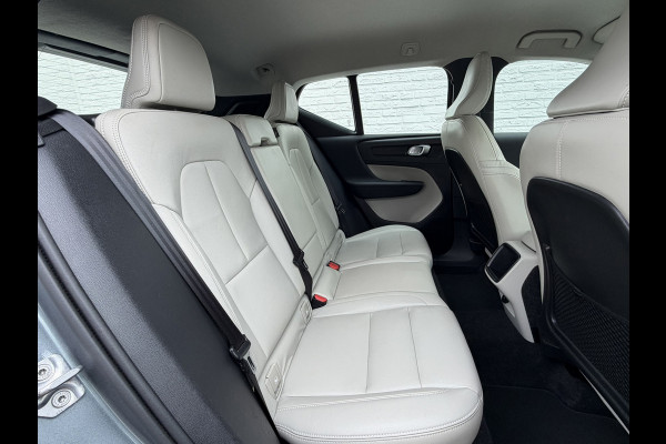 Volvo XC40 2.0 T4 Automaat Pdc Clima Cruise Trekhaak Led Dab+ Bluetooth Leder