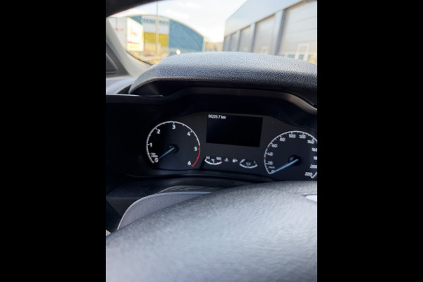 Ford Transit Connect 1.5 EcoBlue 100pk L2 Trend HP / vaste prijs rijklaar € 12.950 ex btw / lease vanaf € 218 / euro 6 / bpm vrij / airco / cruise / trekhaak / ingerichte laadruimte