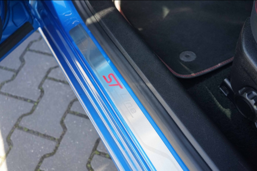 Ford FOCUS Wagon ST-Line 125PK Automaat ACC Dynamic-blauw