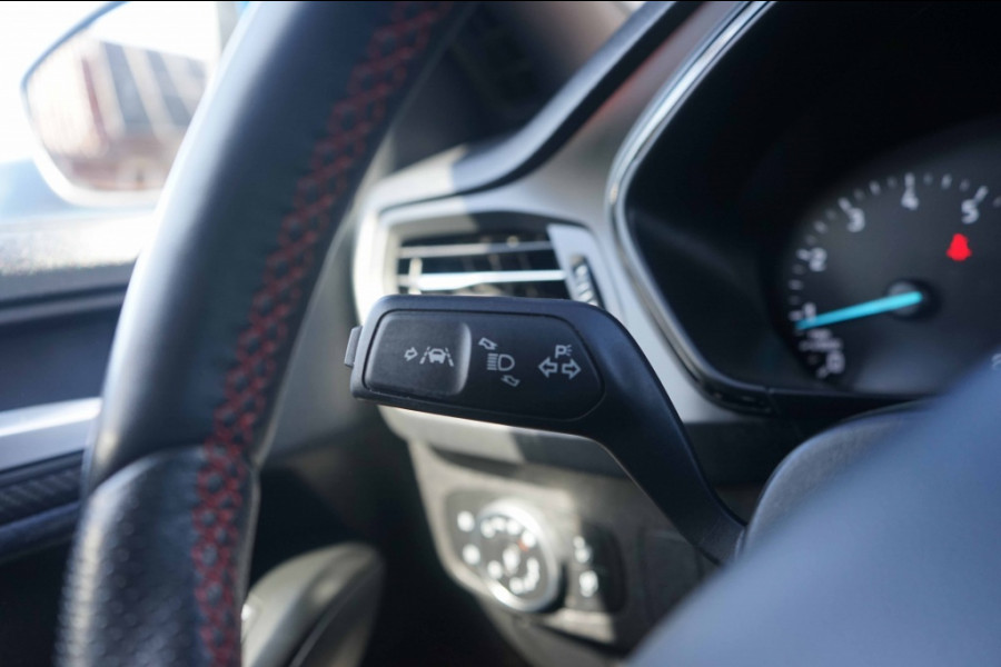 Ford FOCUS Wagon ST-Line 125PK Automaat ACC Dynamic-blauw