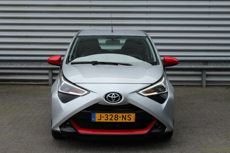 Toyota Aygo 1.0 VVT-i 72pk x-play AUTOMAAT NL-Auto NAP