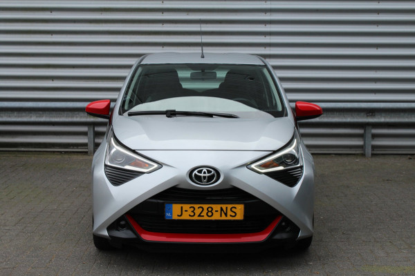 Toyota Aygo 1.0 VVT-i 72pk x-play AUTOMAAT NL-Auto NAP