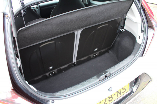Toyota Aygo 1.0 VVT-i 72pk x-play AUTOMAAT NL-Auto NAP