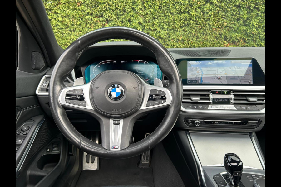 BMW 3 Serie Touring 320e BusinessEditionPlus M-Pakket Schuifdak Leder Carplay !!NIEUWBINNEN!!