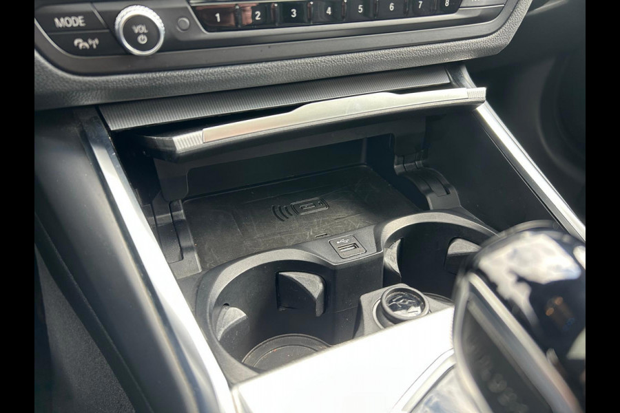 BMW 3 Serie Touring 320e BusinessEditionPlus M-Pakket Schuifdak Leder Carplay !!NIEUWBINNEN!!