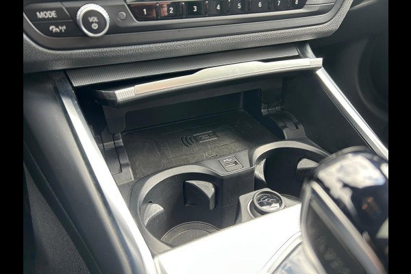 BMW 3 Serie Touring 320e BusinessEditionPlus M-Pakket Schuifdak Leder Carplay !!NIEUWBINNEN!!