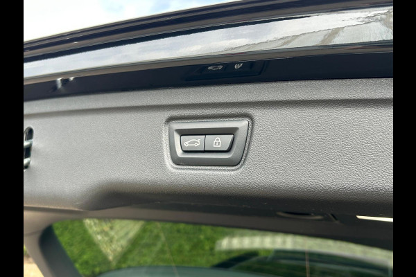 BMW 3 Serie Touring 320e BusinessEditionPlus M-Pakket Schuifdak Leder Carplay !!NIEUWBINNEN!!