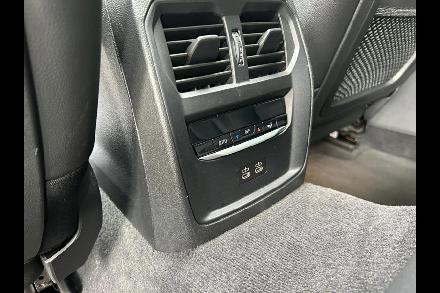 BMW 3 Serie Touring 320e BusinessEditionPlus M-Pakket Schuifdak Leder Carplay !!NIEUWBINNEN!!