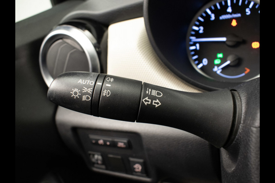 Nissan Micra 0.9 IG-T N-Connecta Sport (NAVI,CAMERA,PDC,CLIMATE,CRUISE,GETINT,ELEKTRISCH PAKKET,SPORTSTOELEN,LM VELGEN)