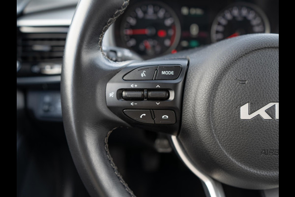 Kia Stonic 1.0 T-GDi MHEV DynamicPlusLine | Navigatie | Achteruitrijcamera | Climate control |