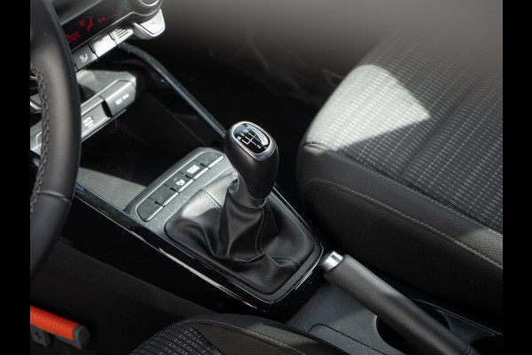 Kia Stonic 1.0 T-GDi MHEV DynamicPlusLine | Navigatie | Achteruitrijcamera | Climate control |