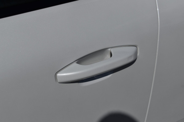 Volvo XC40 Recharge Pro | Panodak | H&K | ACC | All seasons | Stuurverwarming | 360 Camera