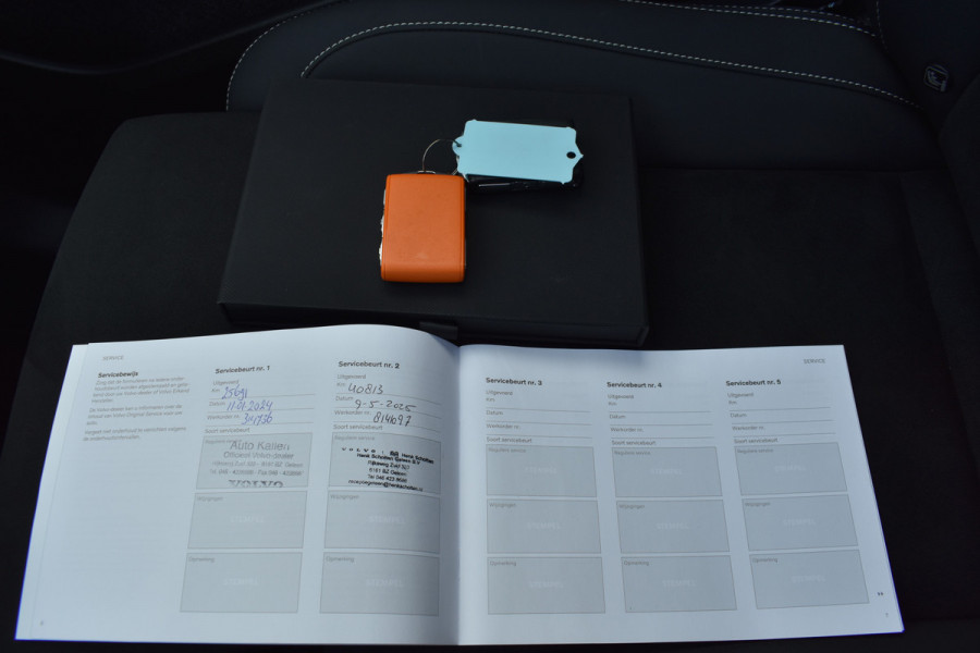 Volvo XC40 Recharge Pro | Panodak | H&K | ACC | All seasons | Stuurverwarming | 360 Camera