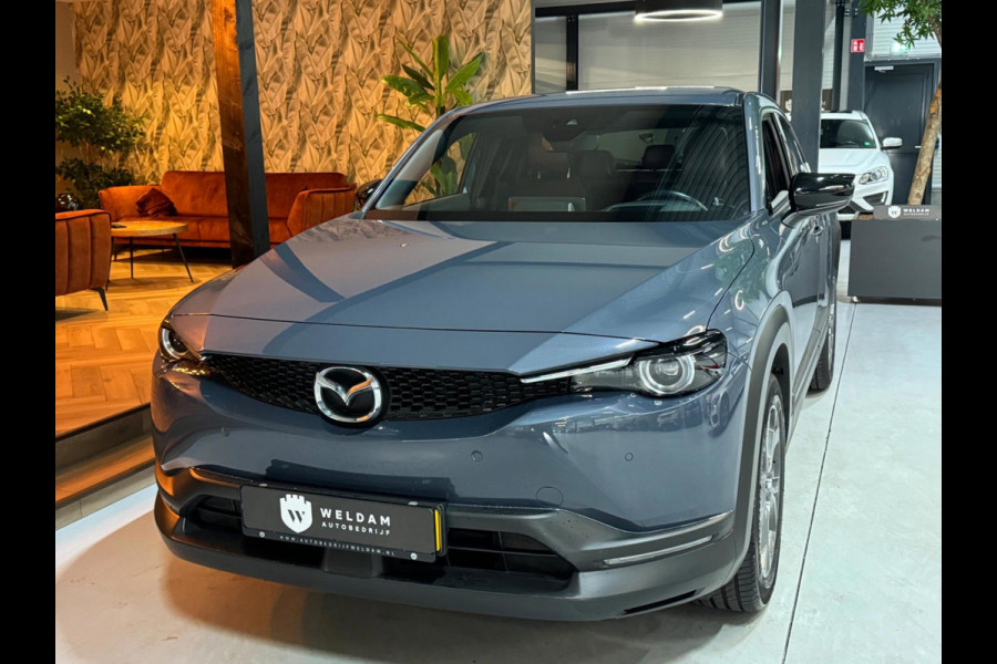 Mazda MX-30 E-SkyActiv 145 First Edition 36 kWh Garantie NAP Memory Camera StoelVW Dodehoek PDC ACC DAB Clima Navi Rijklaar