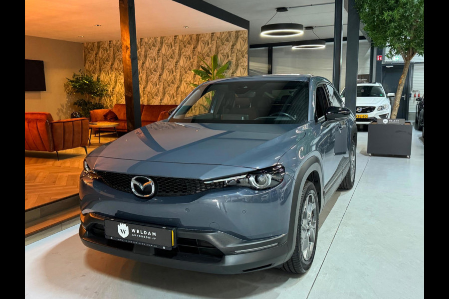 Mazda MX-30 E-SkyActiv 145 First Edition 36 kWh Garantie NAP Memory Camera StoelVW Dodehoek PDC ACC DAB Clima Navi Rijklaar