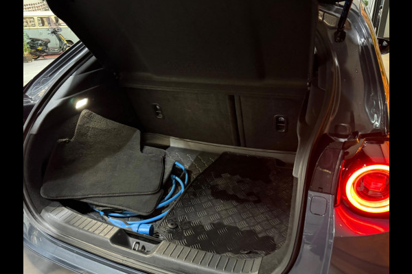 Mazda MX-30 E-SkyActiv 145 First Edition 36 kWh Garantie NAP Memory Camera StoelVW Dodehoek PDC ACC DAB Clima Navi Rijklaar