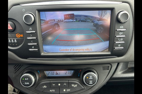 Toyota Yaris 1.5 Hybrid Navigatie Camera NL-Auto Rijklaarprijs!