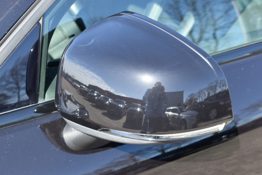 Volvo XC40 T5 262PK Twin Engine R-Design | Panodak | ACC | Camera | Stoelverwarming | 20"LMV