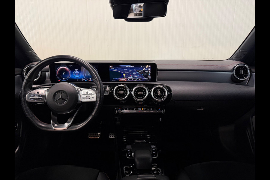 Mercedes-Benz CLA-Klasse 200 Premium Plus | NAP | PANO | AMG | CAMERA | NIGHT