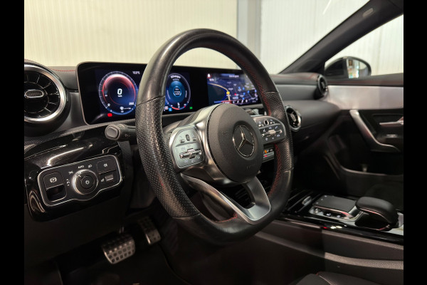 Mercedes-Benz CLA-Klasse 200 Premium Plus | NAP | PANO | AMG | CAMERA | NIGHT