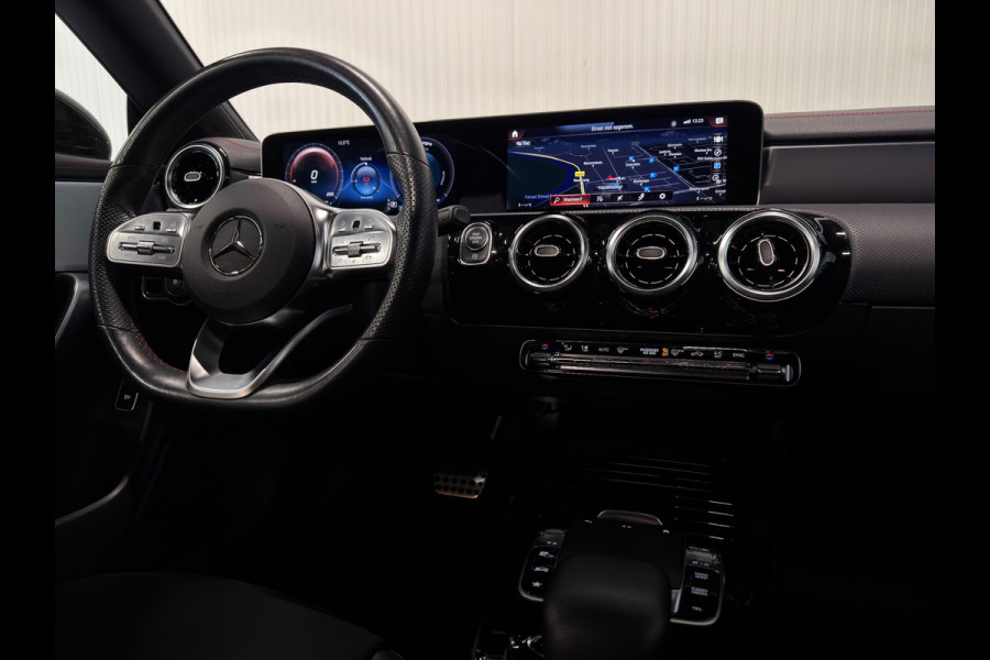 Mercedes-Benz CLA-Klasse 200 Premium Plus | NAP | PANO | AMG | CAMERA | NIGHT