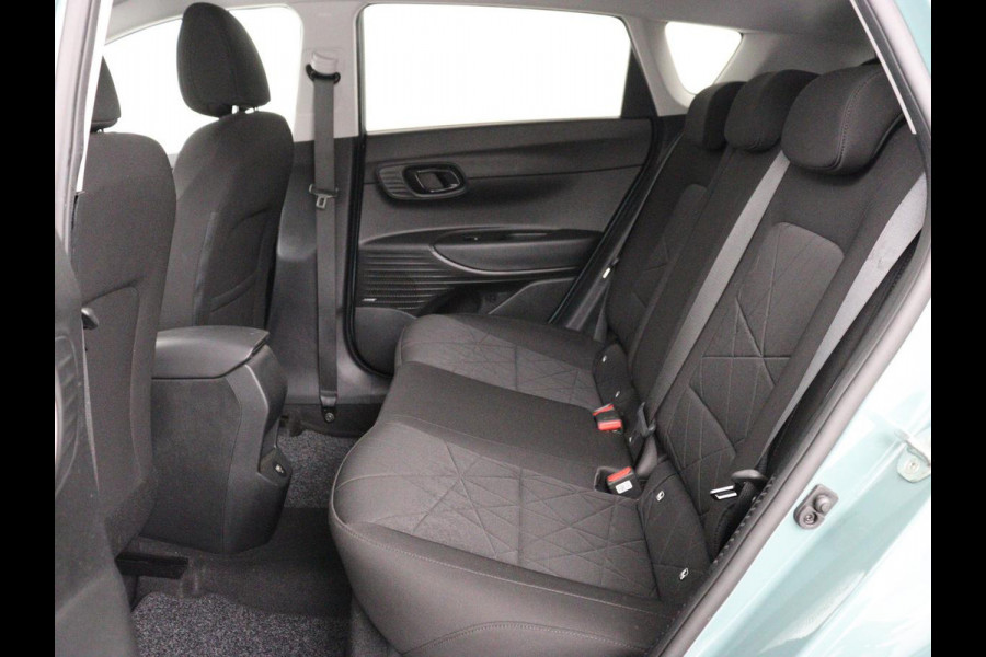 Hyundai Bayon 1.0 T-GDI Premium | Stoelverwarming | Trekhaak | Camera | Carplay | Stuurverwarming | Bose Sound | Navigatie | Keyless | Park Assist | Full LED | Digital Cockpit