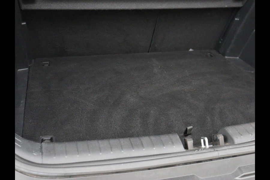 Hyundai Bayon 1.0 T-GDI Premium | Stoelverwarming | Trekhaak | Camera | Carplay | Stuurverwarming | Bose Sound | Navigatie | Keyless | Park Assist | Full LED | Digital Cockpit