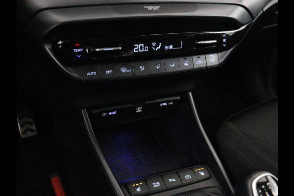 Hyundai Bayon 1.0 T-GDI Premium | Stoelverwarming | Trekhaak | Camera | Carplay | Stuurverwarming | Bose Sound | Navigatie | Keyless | Park Assist | Full LED | Digital Cockpit