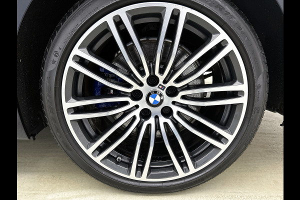 BMW 5 Serie 530e M-sport iPerformance High Executive(Dealer OnderH, Panorama, Lane Assist, Trekhaak, StoelV, Camera, Etc)