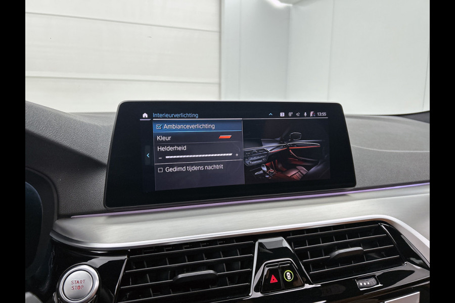 BMW 5 Serie 530e M-sport iPerformance High Executive(Dealer OnderH, Panorama, Lane Assist, Trekhaak, StoelV, Camera, Etc)