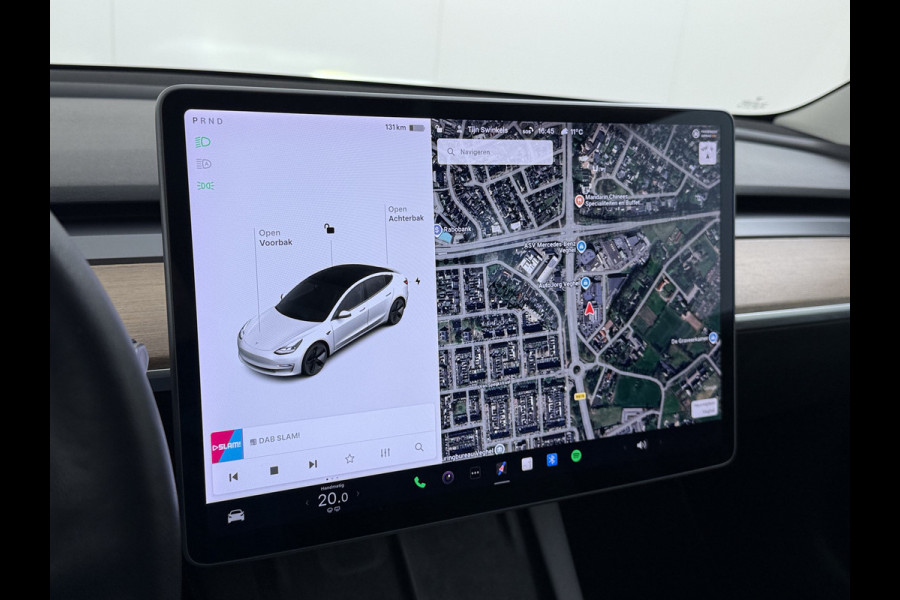 Tesla Model 3 Long Range AWD 75kWh FACELIFT Trekhaak Warmtepomp FSD-3 Hardware Stuur+Stoelverwarming AutoPilot Leder Panoramadak Adaptive-Crui SOH 90% Lmv Navi LED DAB Voorverwarmen interieur Keyless One-Pedal-Drive 4WD Origineel Nederlandse Auto Fabrieksgarantie op Accu en Motor tot 27-09-2029/192.00km