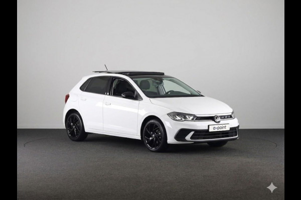 Volkswagen Polo 1.0 TSI Life 95 pk | Navigatie via App | Panoramadak | 17" LM velgen | Parkeersensoren | Adaptieve cruise control | LED koplampen | Stoelverwarming |