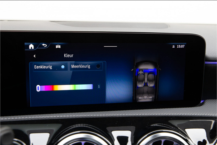 Mercedes-Benz A-Klasse 250 e AMG Premium Plus, Pano, Head-up, Facelift