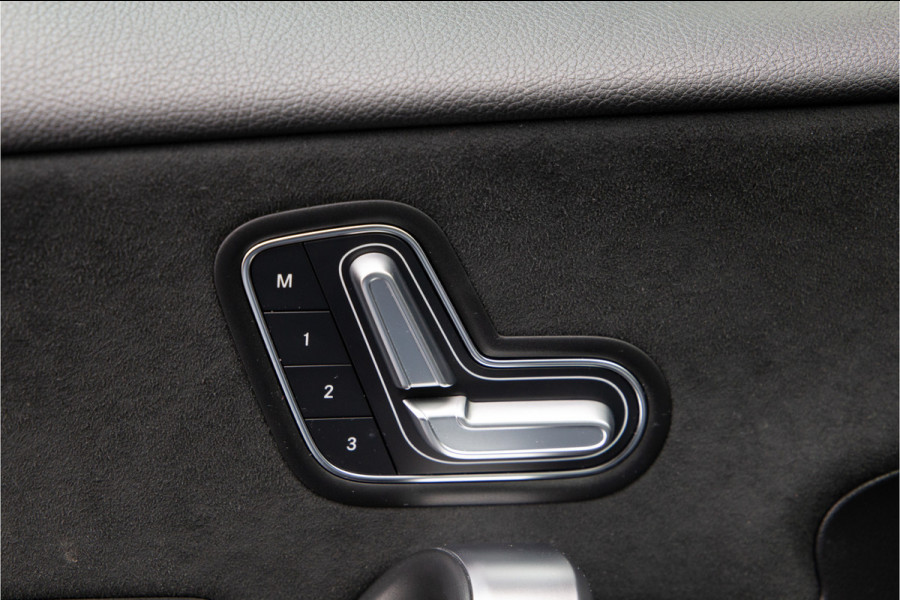 Mercedes-Benz A-Klasse 250 e AMG Premium Plus, Pano, Head-up, Facelift