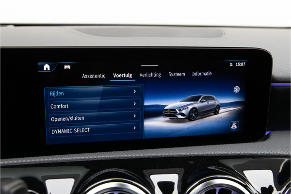 Mercedes-Benz A-Klasse 250 e AMG Premium Plus, Pano, Head-up, Facelift