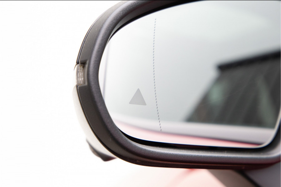 Mercedes-Benz A-Klasse 250 e AMG Premium Plus, Pano, Head-up, Facelift