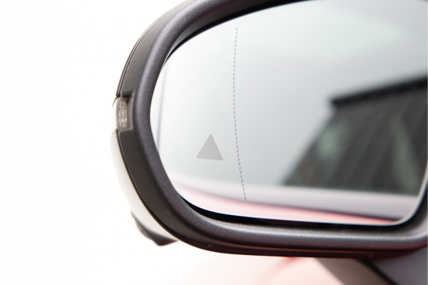 Mercedes-Benz A-Klasse 250 e AMG Premium Plus, Pano, Head-up, Facelift