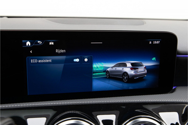 Mercedes-Benz A-Klasse 250 e AMG Premium Plus, Pano, Head-up, Facelift