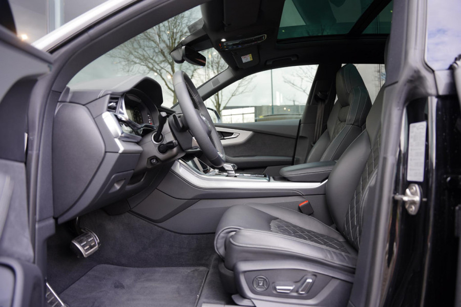 Audi Q8 60 TFSI E Quattro S Competition / B&O / Massage / Panoramadak