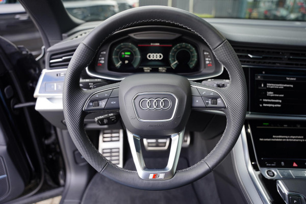 Audi Q8 60 TFSI E Quattro S Competition / B&O / Massage / Panoramadak