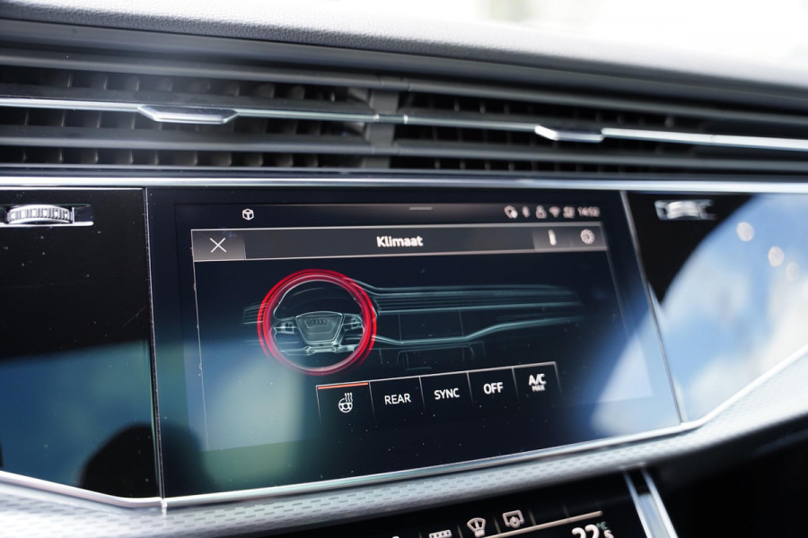 Audi Q8 60 TFSI E Quattro S Competition / B&O / Massage / Panoramadak