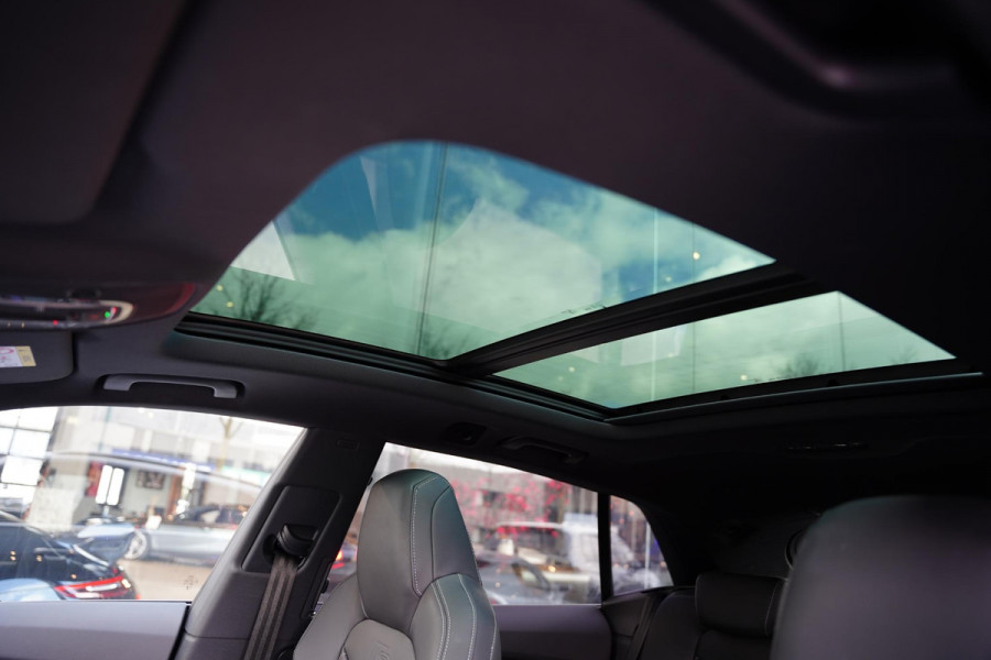 Audi Q8 60 TFSI E Quattro S Competition / B&O / Massage / Panoramadak