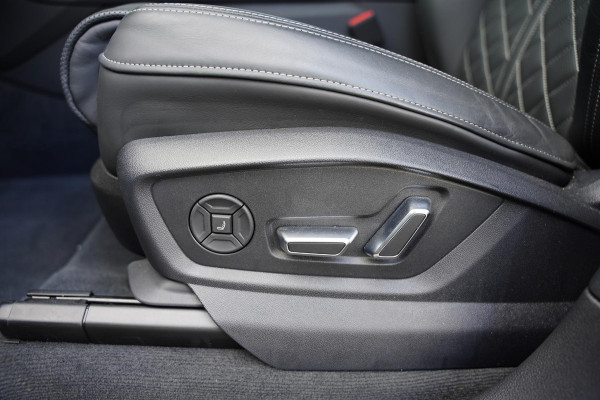 Audi Q8 60 TFSI E Quattro S Competition / B&O / Massage / Panoramadak