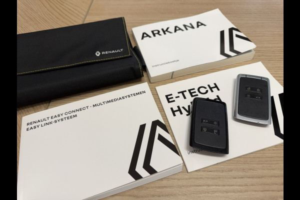 Renault Arkana 1.6 E-Tech Hybrid R.S. Line Camera Pdc Stoel / Stuurverwarming Clima cruise Dab+ Trekhaak