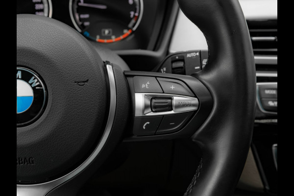 BMW X1 sDrive20i M-Sport - Pano - Trekhaak - Memoryzetel - Camera - Harman Kardon