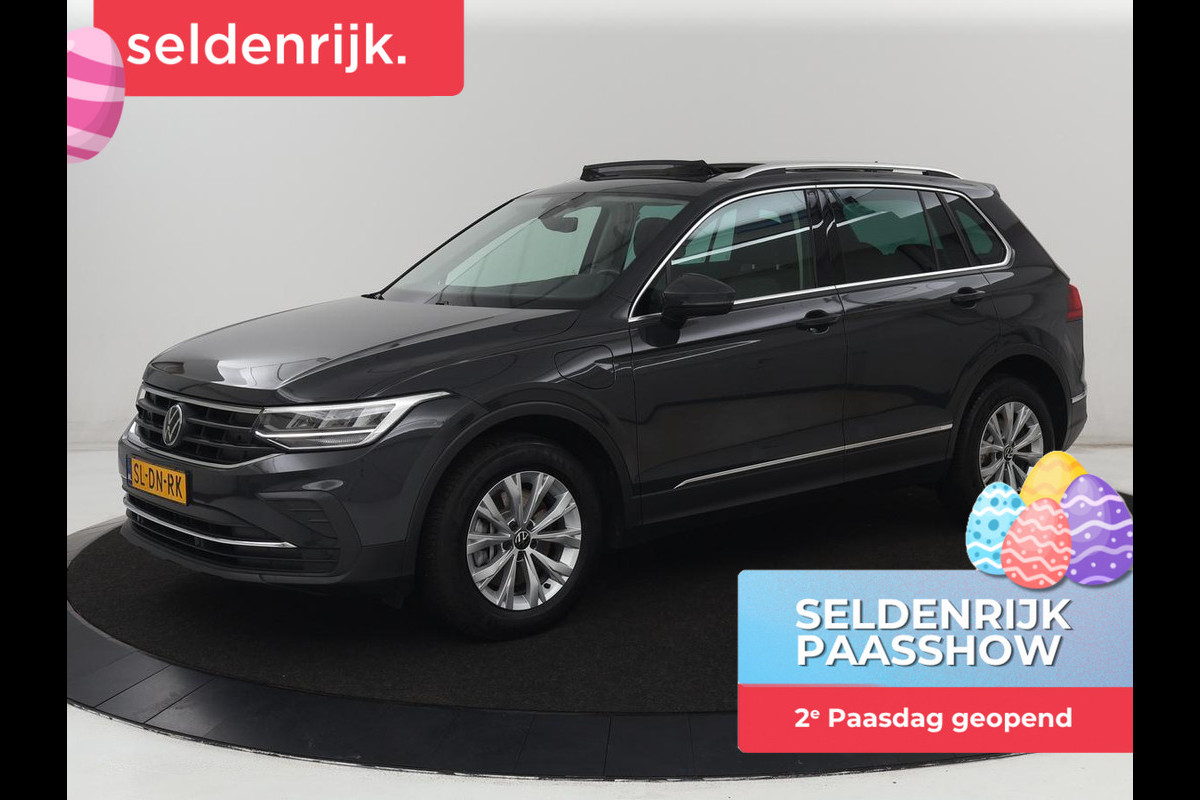 Volkswagen Tiguan 1.4 TSI eHybrid Comfortline | Panoramadak | Camera | Carplay | Adaptive cruise | Keyless | Navigatie | Full LED | Climate control | Virtual Cockpit | Sfeerverlichting | PHEV | Plug In