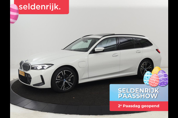 BMW 3-serie 320e M Sport | Panoramadak | Trekhaak | Stoelverwarming | Carplay | Sportstoelen | Leder/Alcantara | Navigatie | Widescreen Display | Sfeerverlichting | Parkeerhulp | PHEV | Plug In