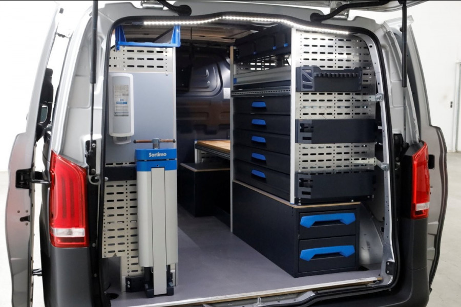 Mercedes-Benz Vito 114 CDI 136pk Compact 9G Automaat 2x Schuifdeur/LED/Camera/Inrichting 09-2022